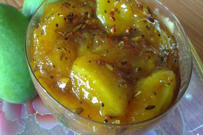 बच्चों की टिफीन की शान आम की लौंजी
